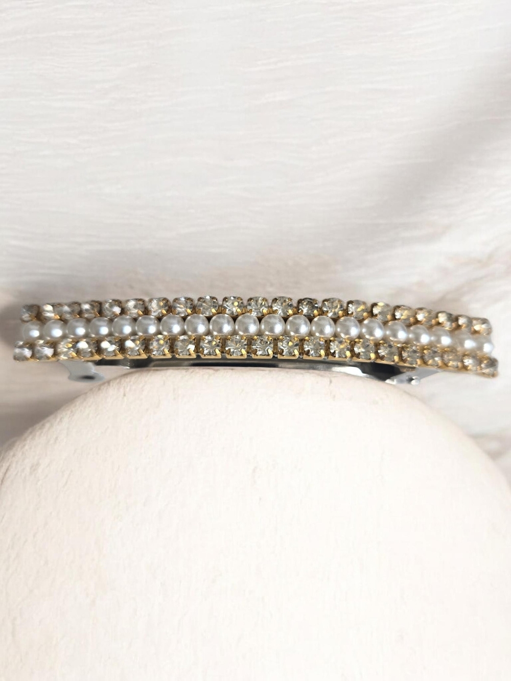 Elegant Pearl & Rhinestone Gold Hair Clip